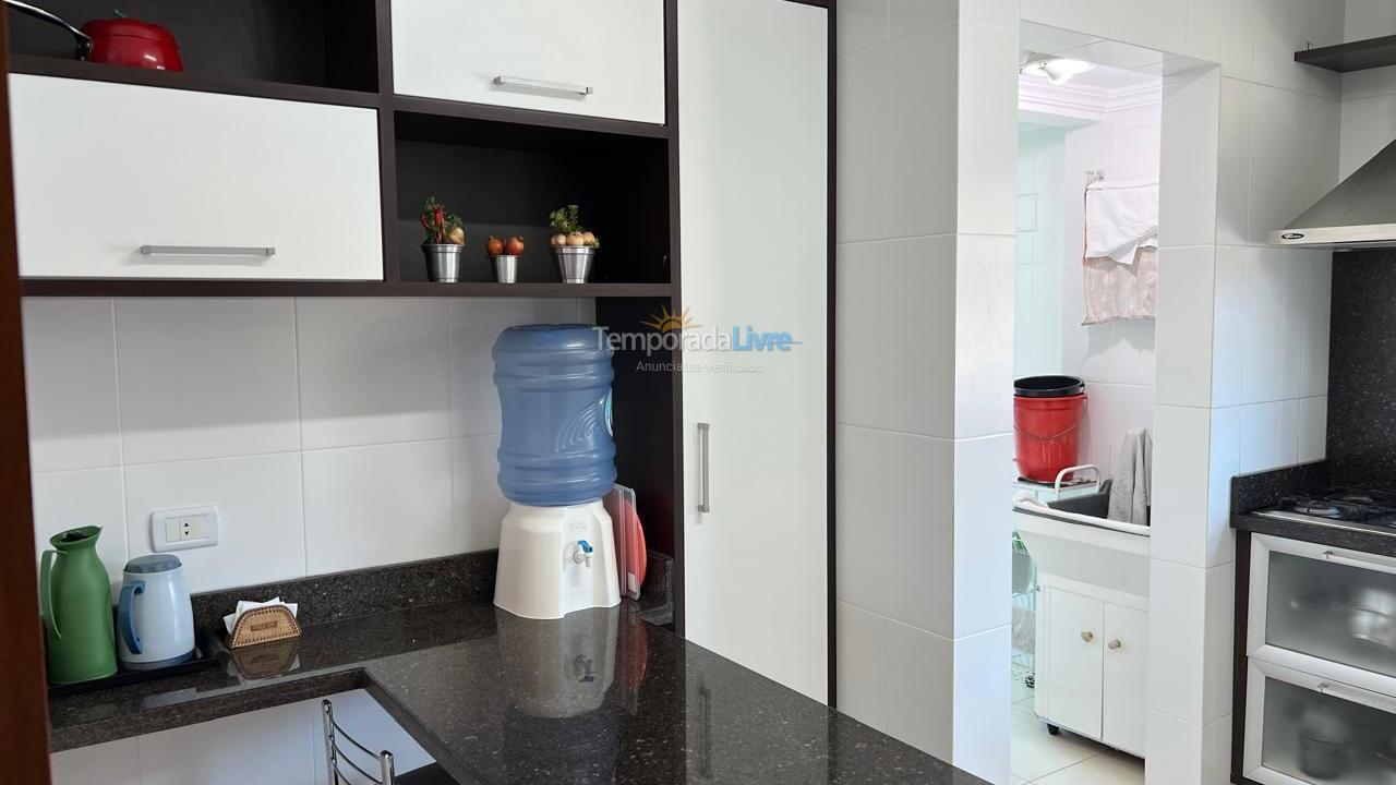 Apartamento para aluguel de temporada em Bombinhas (Praia de Bombinhas)