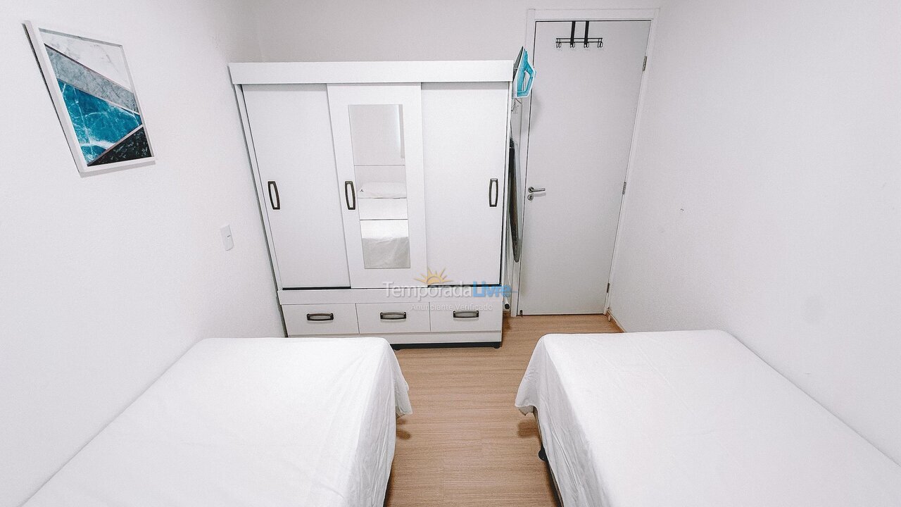 Apartamento para aluguel de temporada em Fortaleza (Praia do Futuro Ii)