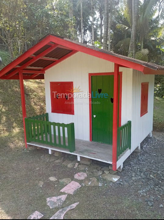 Casa para aluguel de temporada em Rodeio (Rodeio 32)