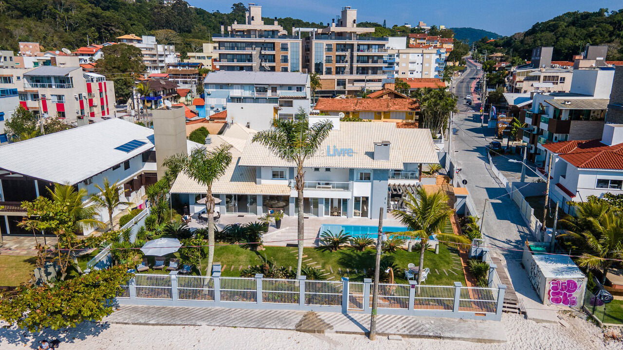 Casa para aluguel de temporada em Bombinhas (Praia de Bombinhas)