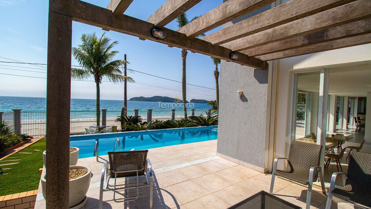 Casa para aluguel de temporada em Bombinhas (Praia de Bombinhas)
