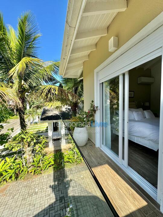 Casa para aluguel de temporada em São Sebastião (Praia da Baleia)