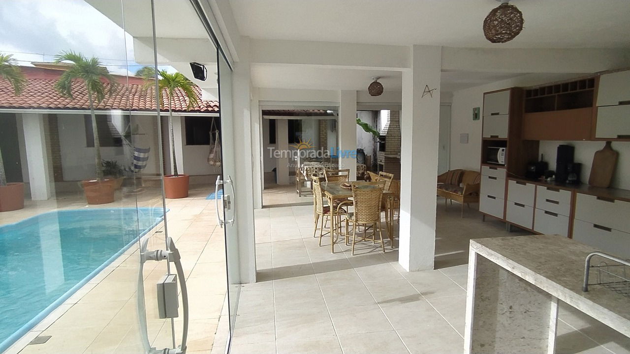 Casa para aluguel de temporada em Camaçari (Barra do Jacuípe)