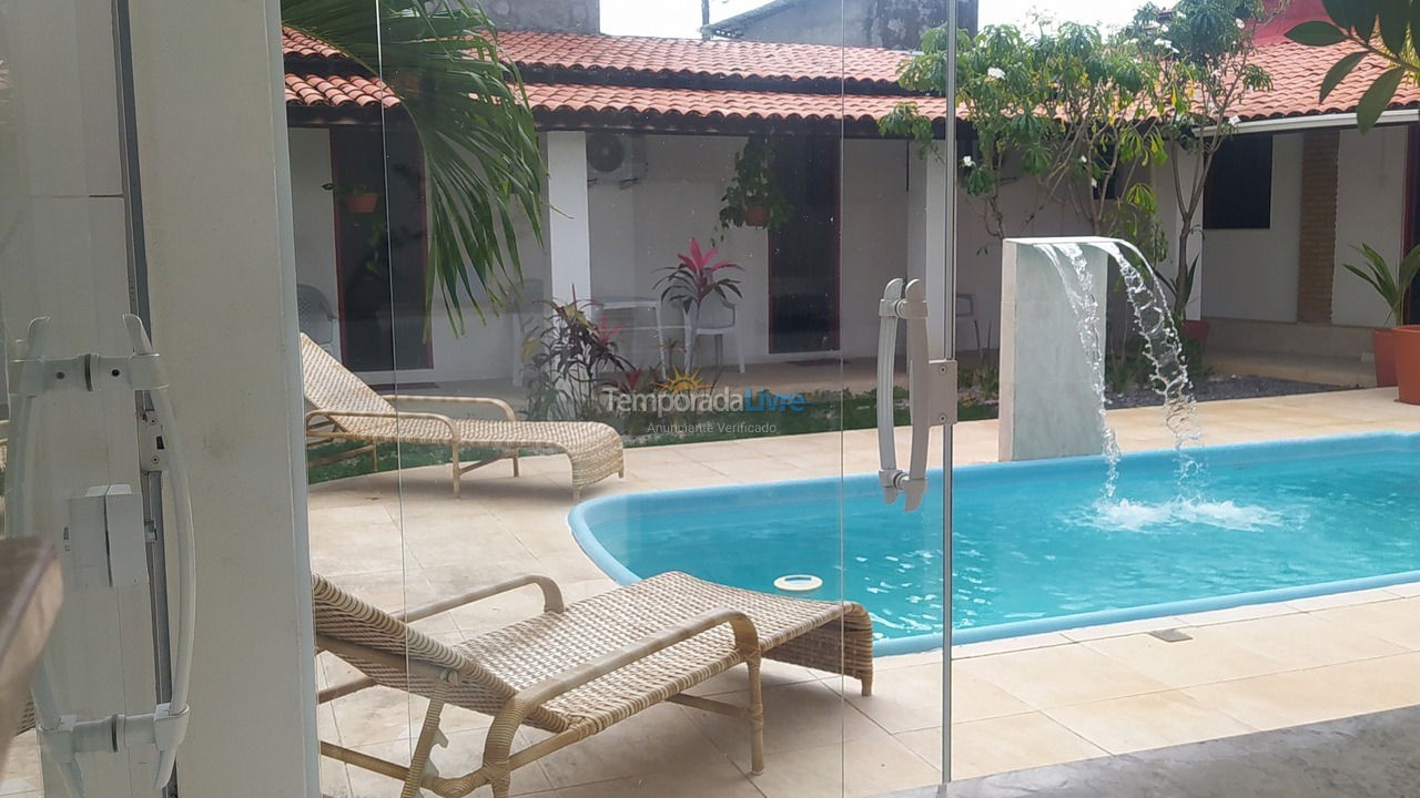 Casa para aluguel de temporada em Camaçari (Barra do Jacuípe)