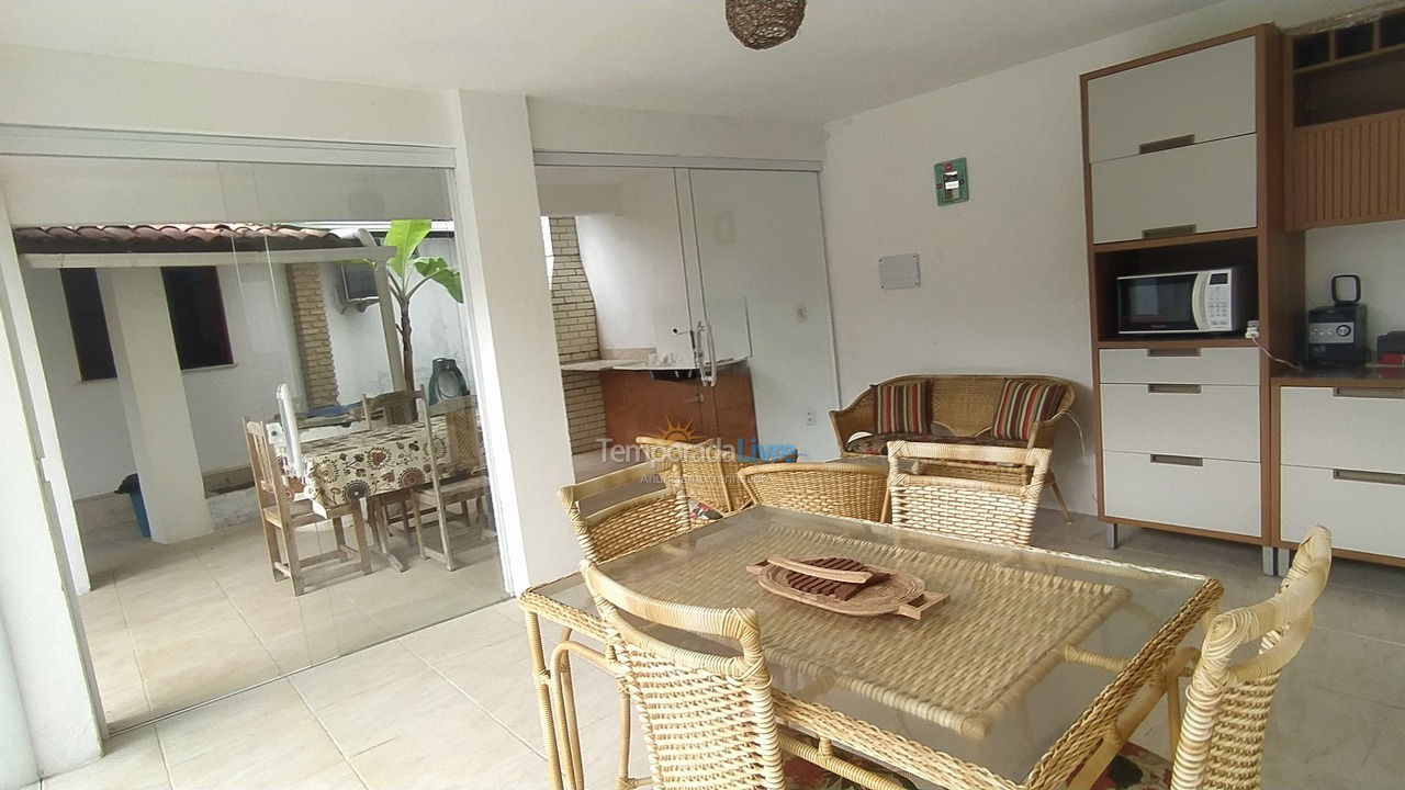 Casa para aluguel de temporada em Camaçari (Barra do Jacuípe)