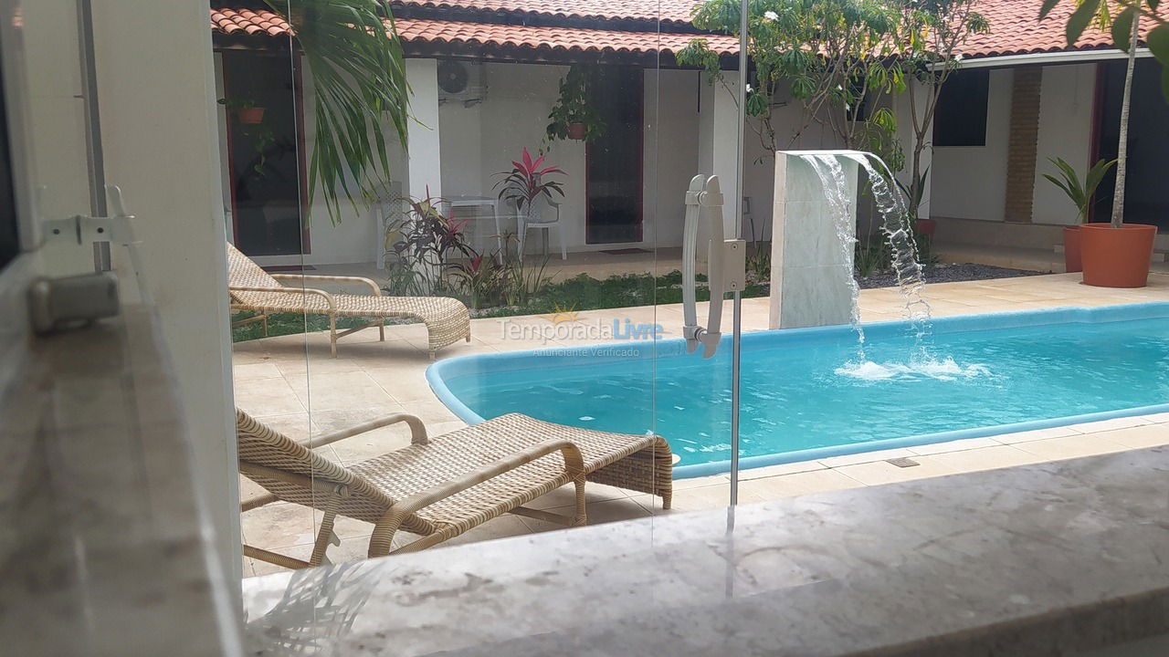 Casa para aluguel de temporada em Camaçari (Barra do Jacuípe)