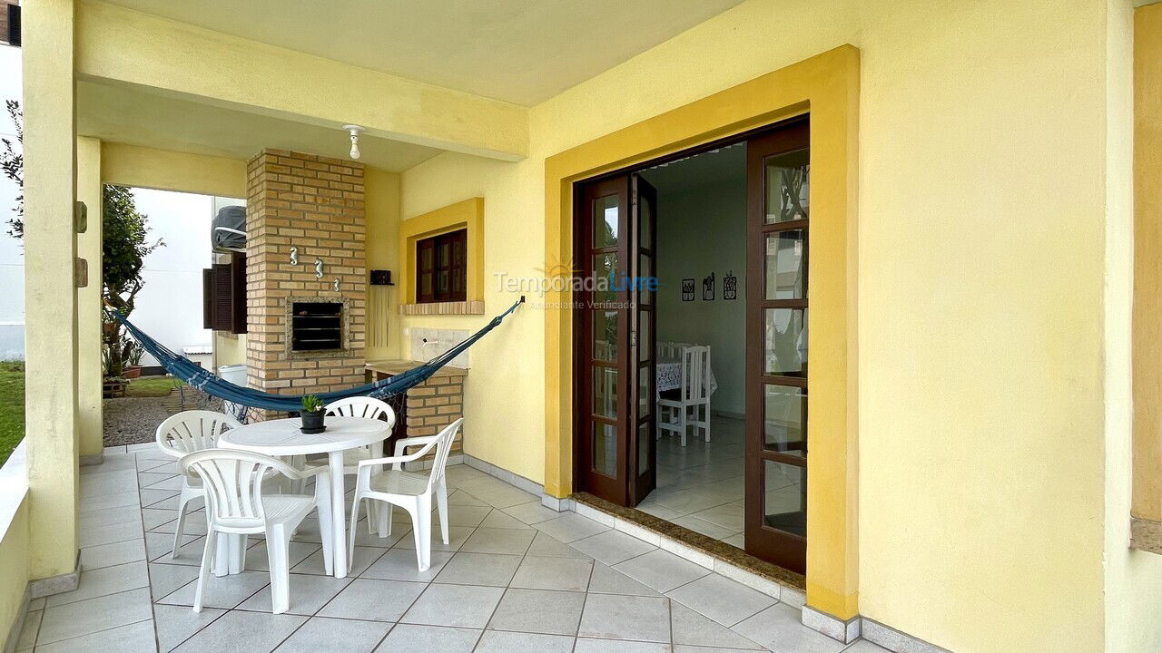 Casa para alquiler de vacaciones em Bombinhas (Mariscal)