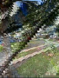 Jardim lateral 