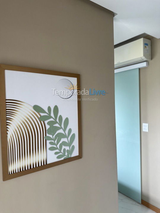 Apartamento para aluguel de temporada em Salvador (Costa Azul)