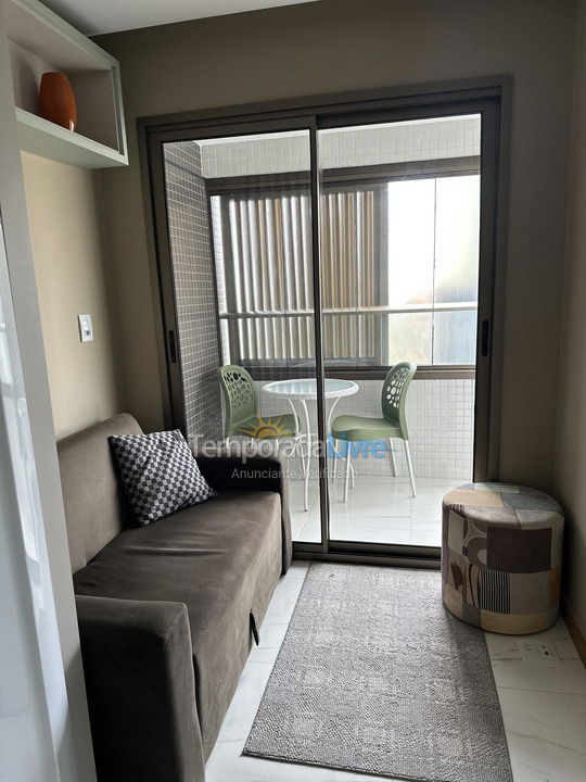 Apartamento para aluguel de temporada em Salvador (Costa Azul)