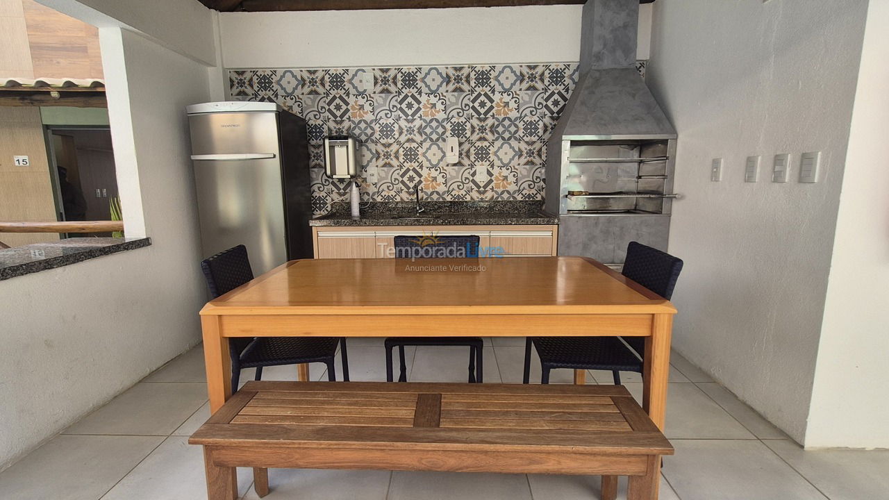 Casa para aluguel de temporada em Mata de São João (Imbassaí)