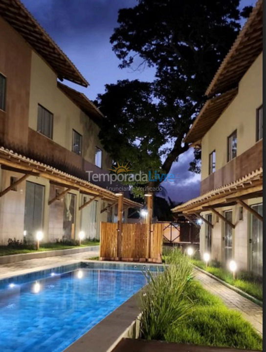 Casa para aluguel de temporada em Mata de São João (Imbassaí)