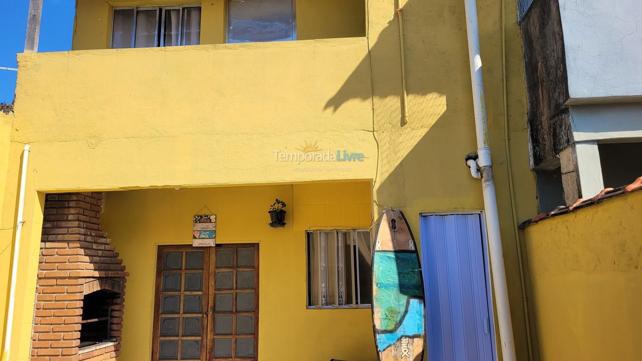 Casa para alquiler de vacaciones em Praia Grande (Vila Mirim)
