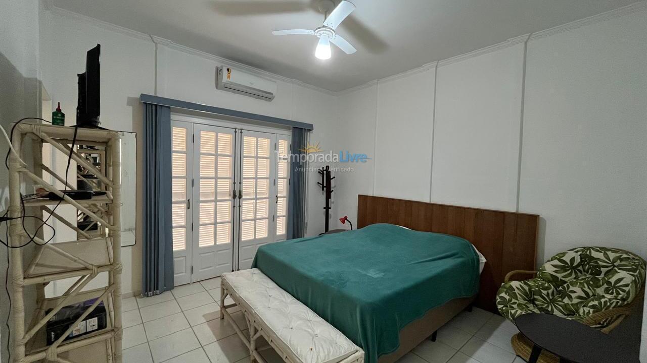 Casa para aluguel de temporada em Bertioga (Riviera de São Lourenço)