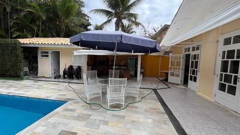 Casa Riviera pertinho da praia módulo 4