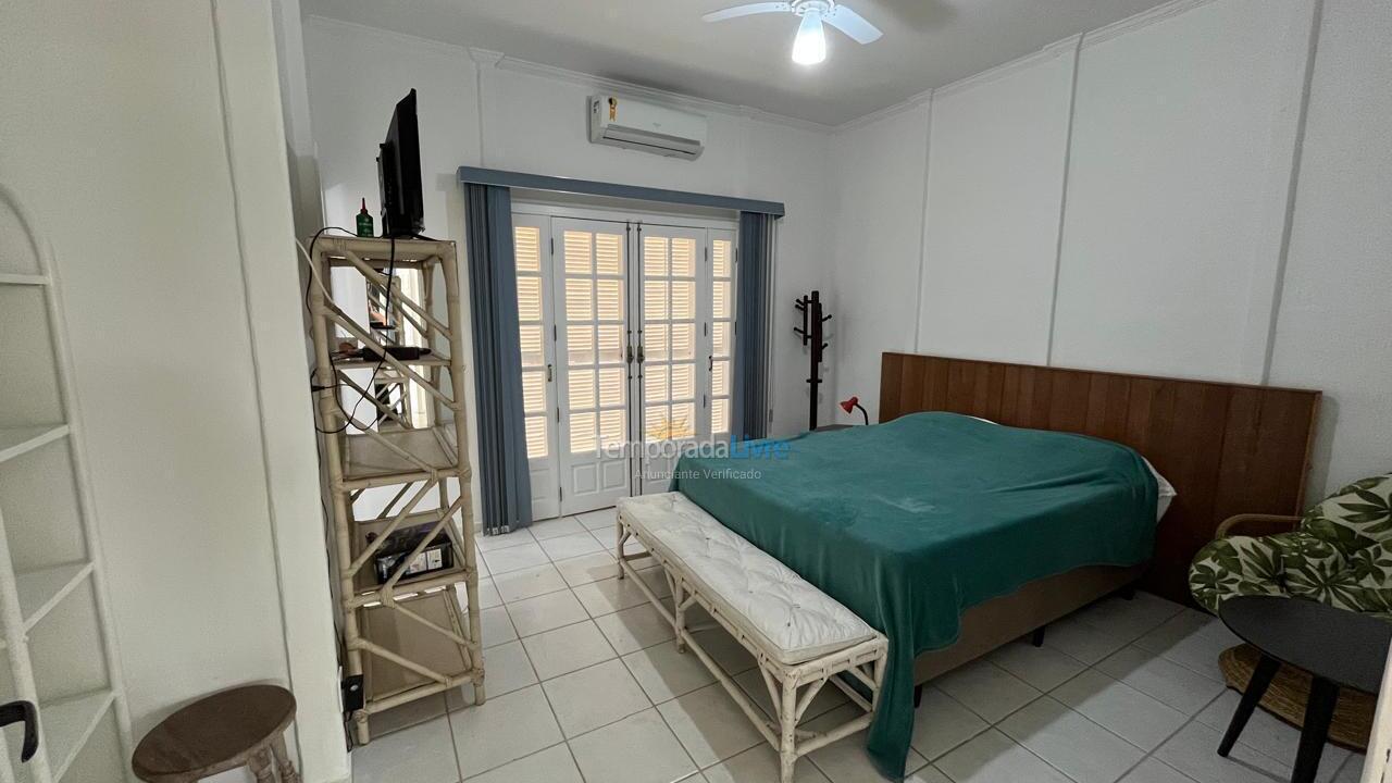 Casa para aluguel de temporada em Bertioga (Riviera de São Lourenço)