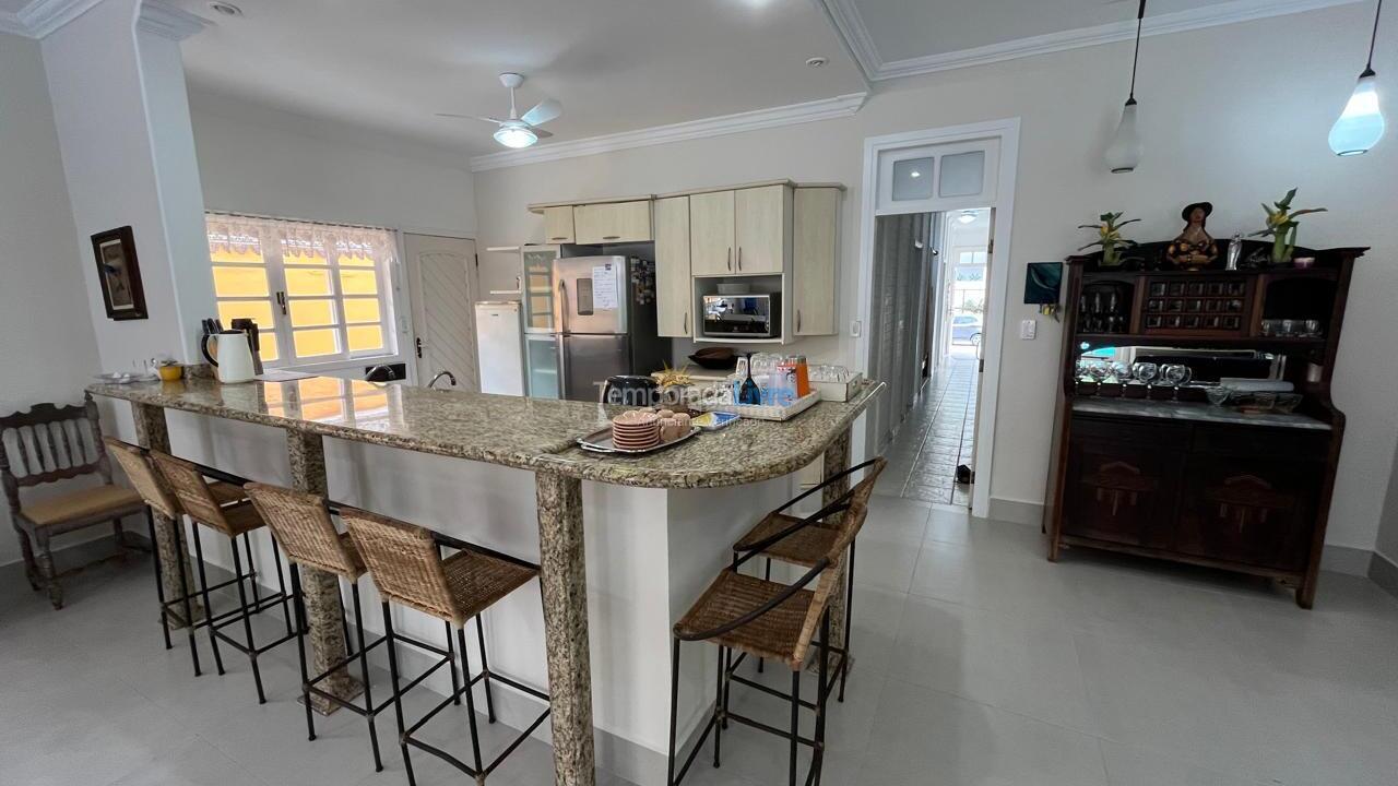 Casa para aluguel de temporada em Bertioga (Riviera de São Lourenço)