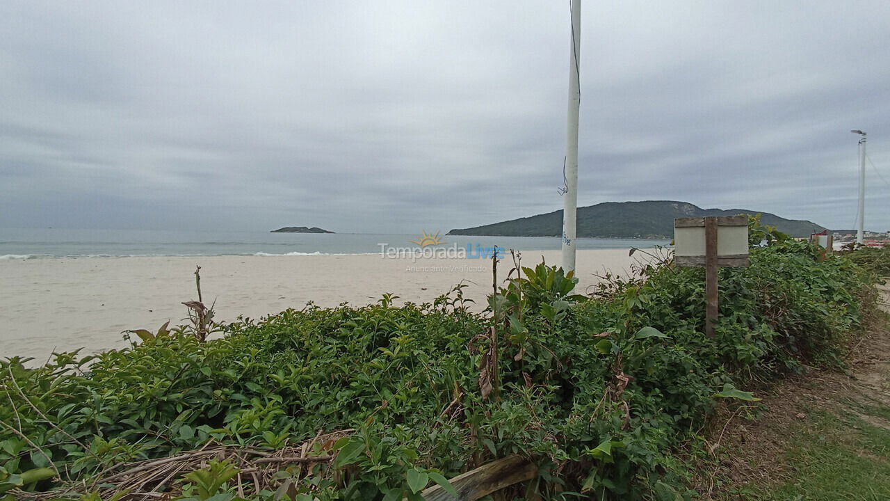 Casa para aluguel de temporada em Florianopolis (Praia dos Ingleses)