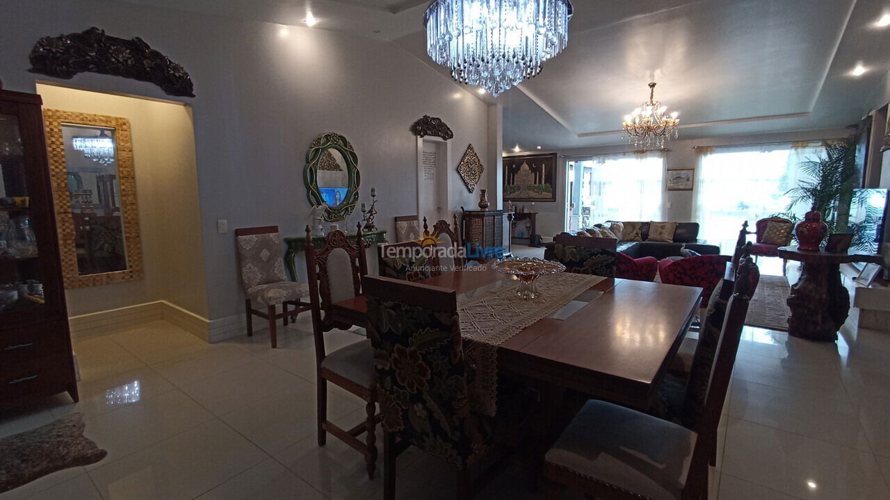 Casa para aluguel de temporada em Florianopolis (Praia dos Ingleses)