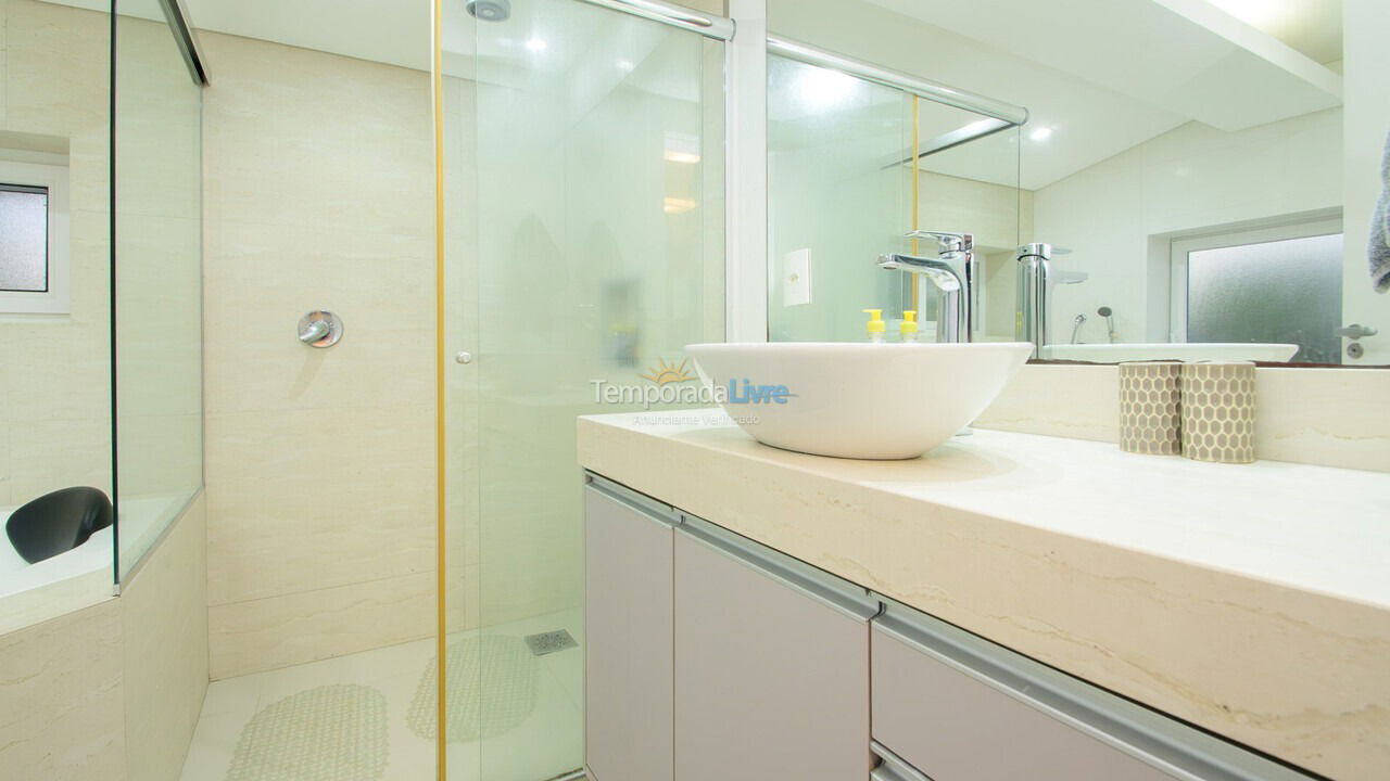 House for vacation rental in Florianopolis (Jurerê Internacional)