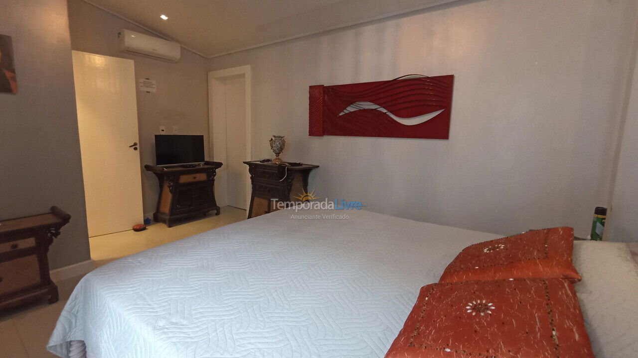 Casa para aluguel de temporada em Florianopolis (Praia dos Ingleses)