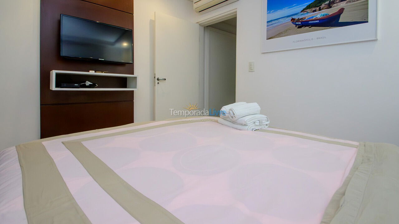 House for vacation rental in Florianopolis (Jurerê Internacional)