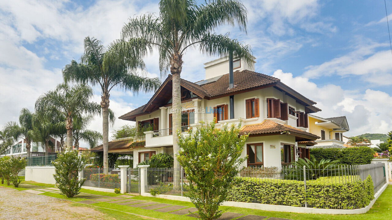 Casa para aluguel de temporada em Florianopolis (Jurerê)