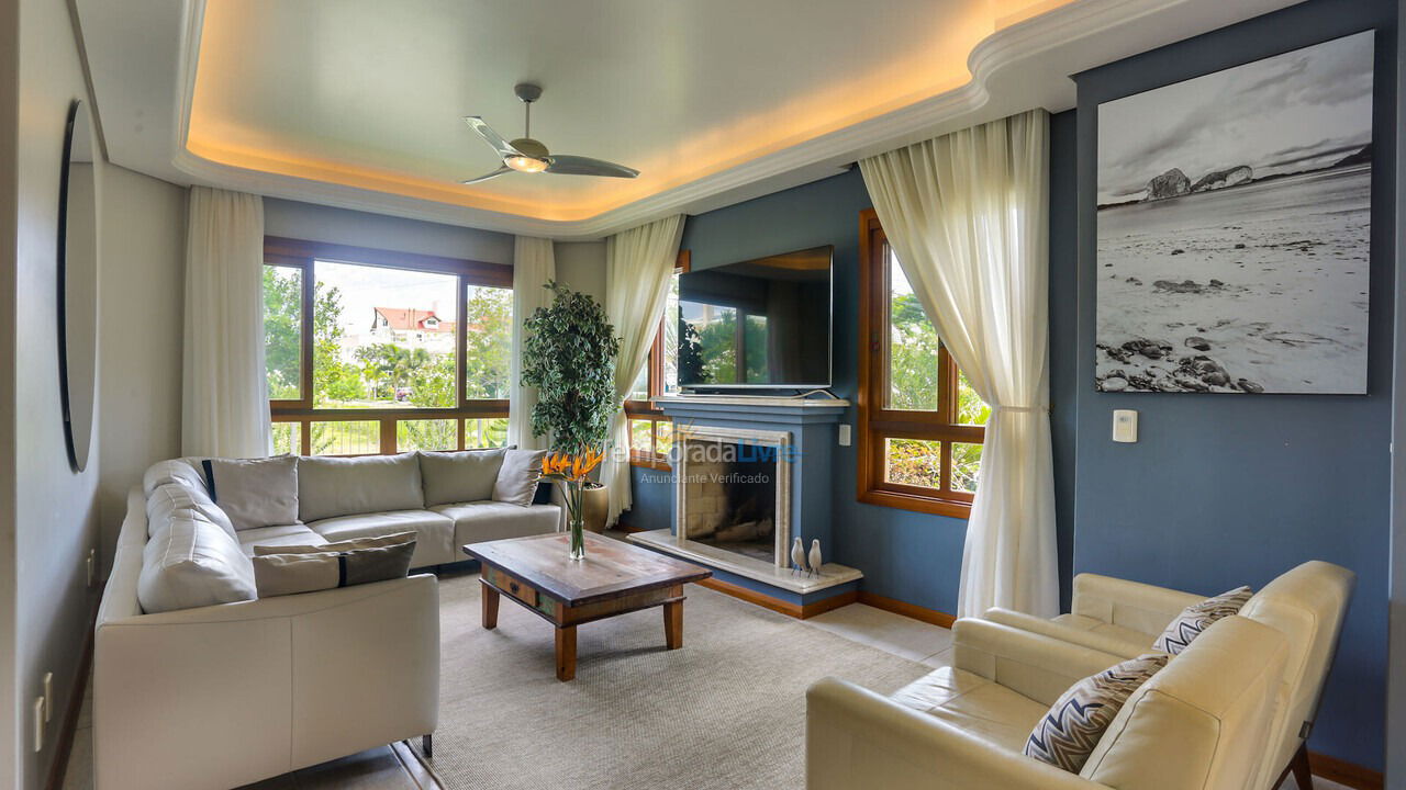 Casa para aluguel de temporada em Florianopolis (Jurerê)