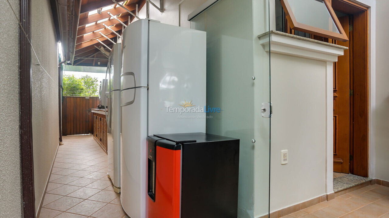 Casa para aluguel de temporada em Florianopolis (Jurerê)