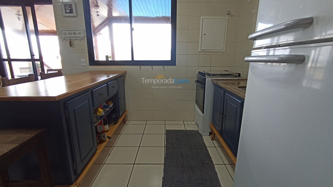 Apartamento para aluguel de temporada em Florianopolis (Praia dos Ingleses)