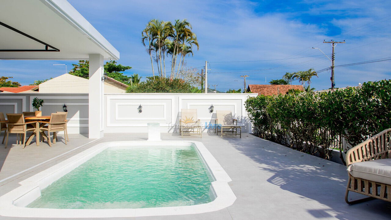 House for vacation rental in Florianopolis (Daniela)