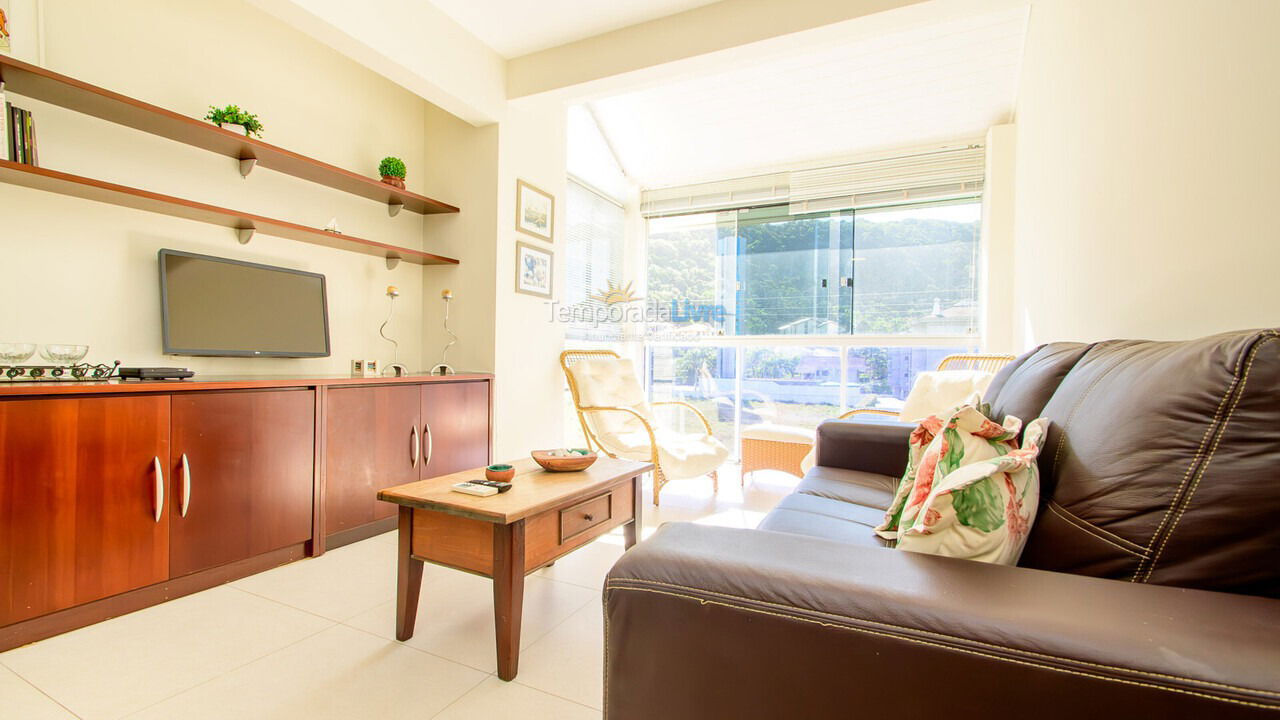 Apartamento para aluguel de temporada em Florianópolis (Brava)