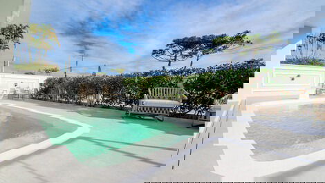 Great house with pool and air conditioning, for 14 people
