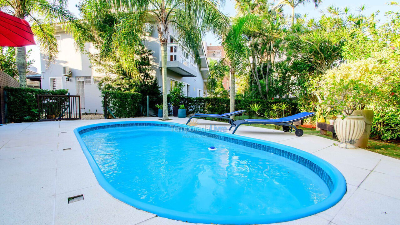 Casa para alquiler de vacaciones em Florianopolis (Praia dos Ingleses)