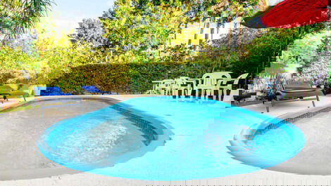 Perfecta casa, piscina y aire a 50 metros de la playa, en Rua das Gaivotas