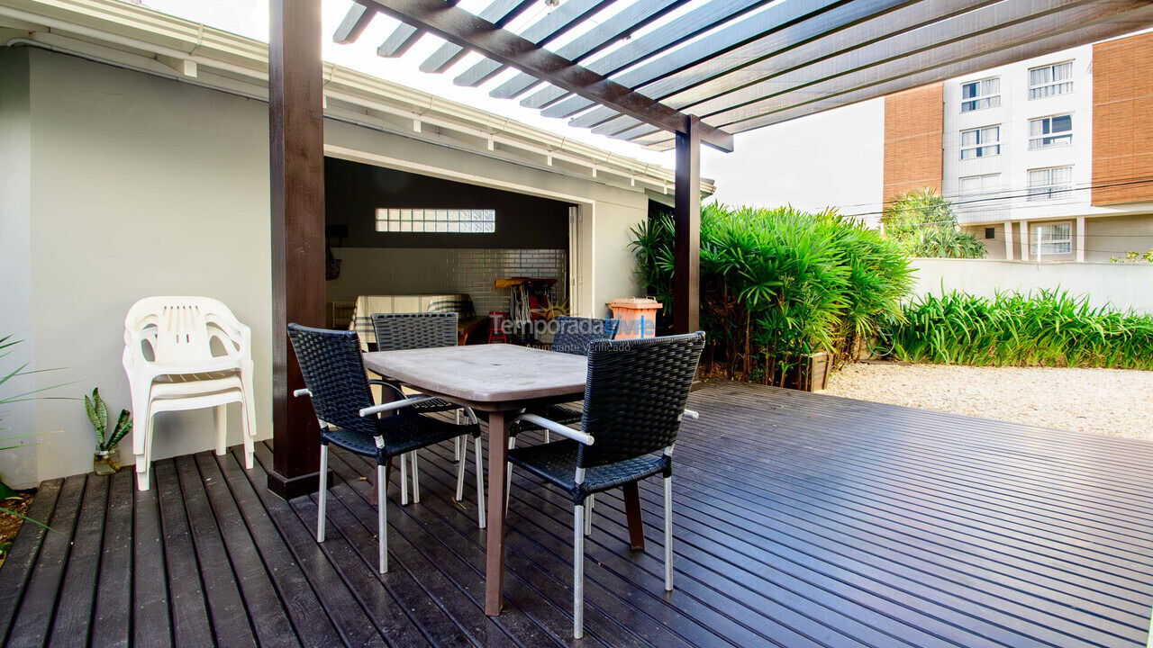 Casa para alquiler de vacaciones em Florianopolis (Praia dos Ingleses)