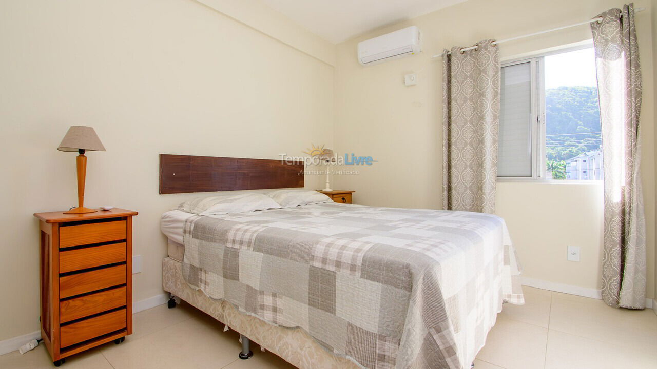 Apartamento para aluguel de temporada em Florianópolis (Brava)