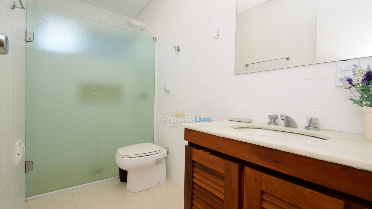 Apartamento para aluguel de temporada em Florianópolis (Brava)