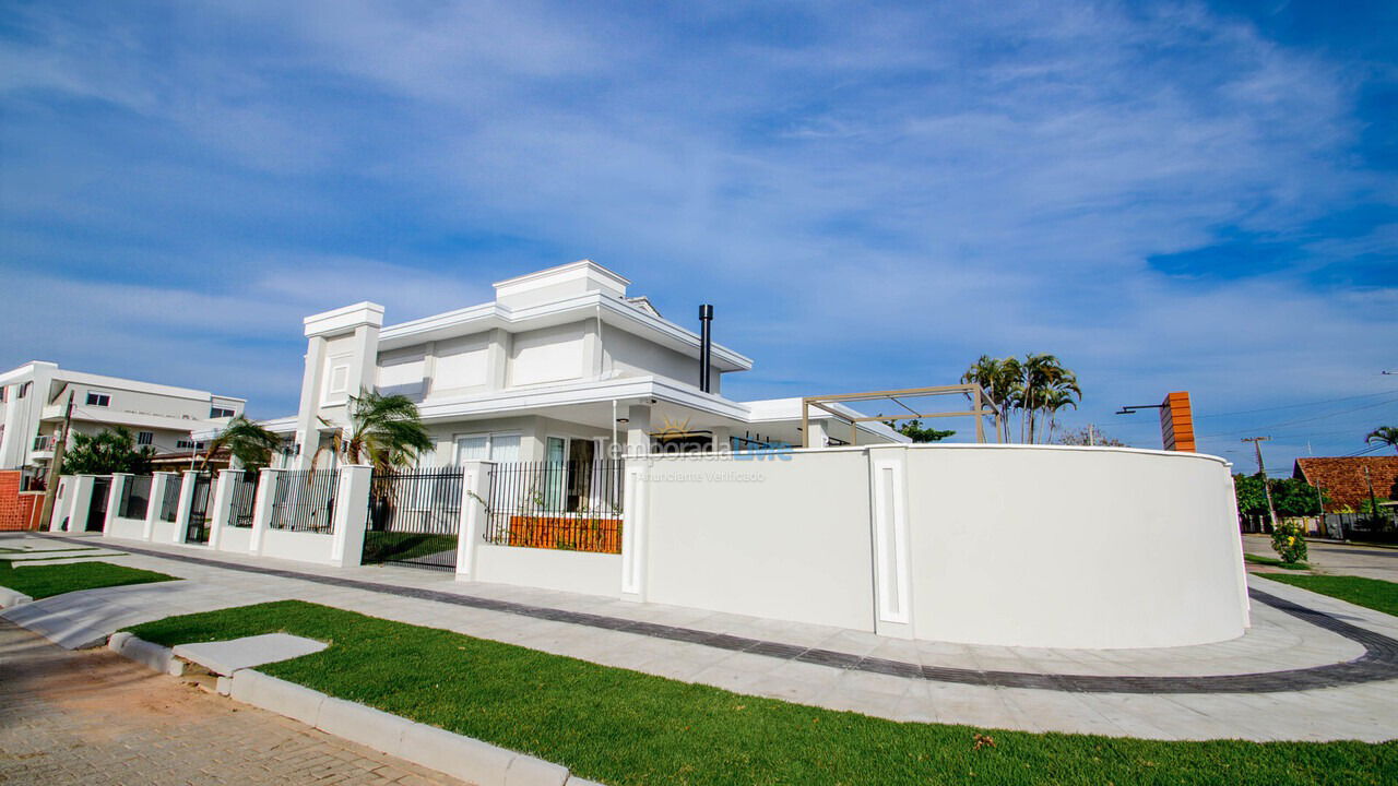 House for vacation rental in Florianopolis (Daniela)