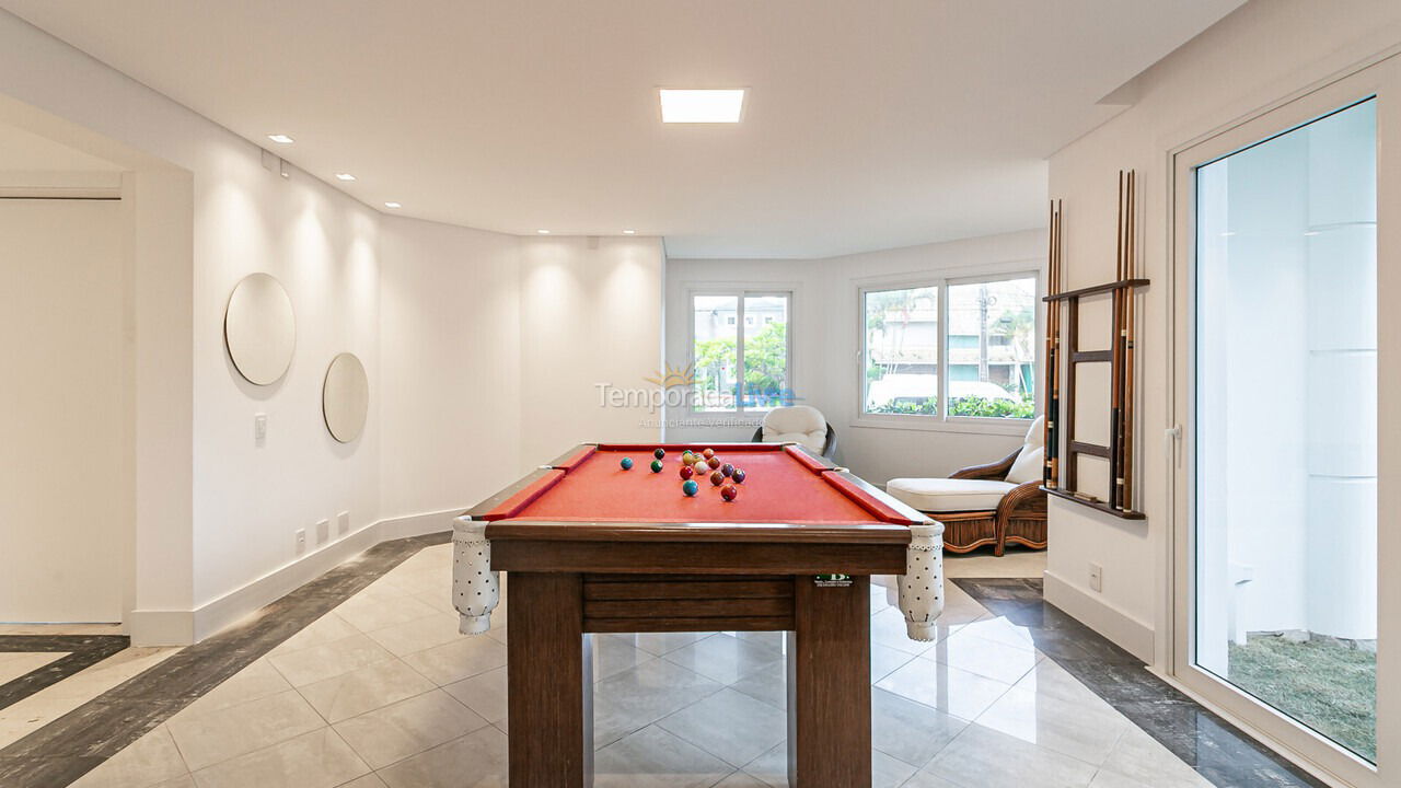 Casa para aluguel de temporada em Florianopolis (Jurerê Internacional)