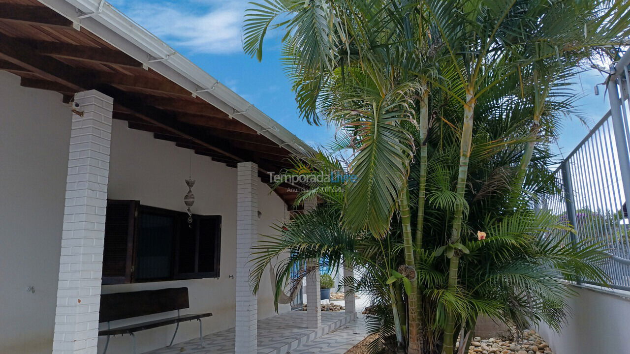 Casa para aluguel de temporada em Florianópolis (Cachoeira do Bom Jesus)