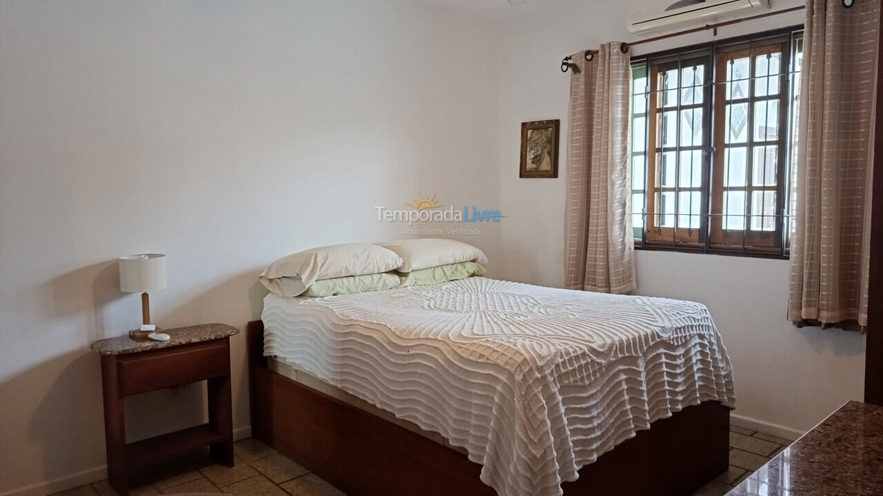 Casa para aluguel de temporada em Florianópolis (Cachoeira do Bom Jesus)
