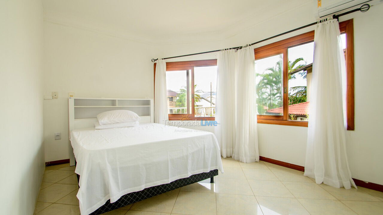 House for vacation rental in Florianopolis (Praia dos Ingleses)