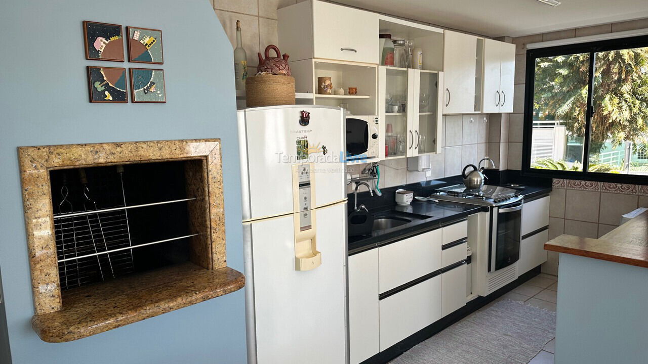 Apartment for vacation rental in Florianopolis (Canasvieiras)