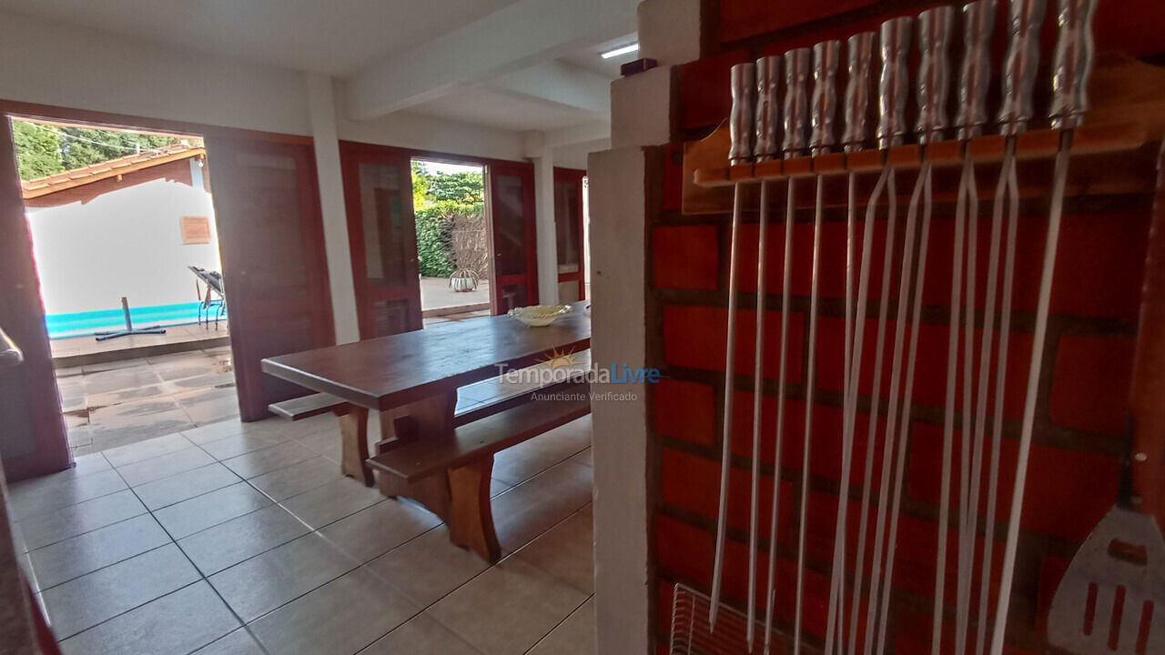 Casa para aluguel de temporada em Florianopolis (Praia dos Ingleses)