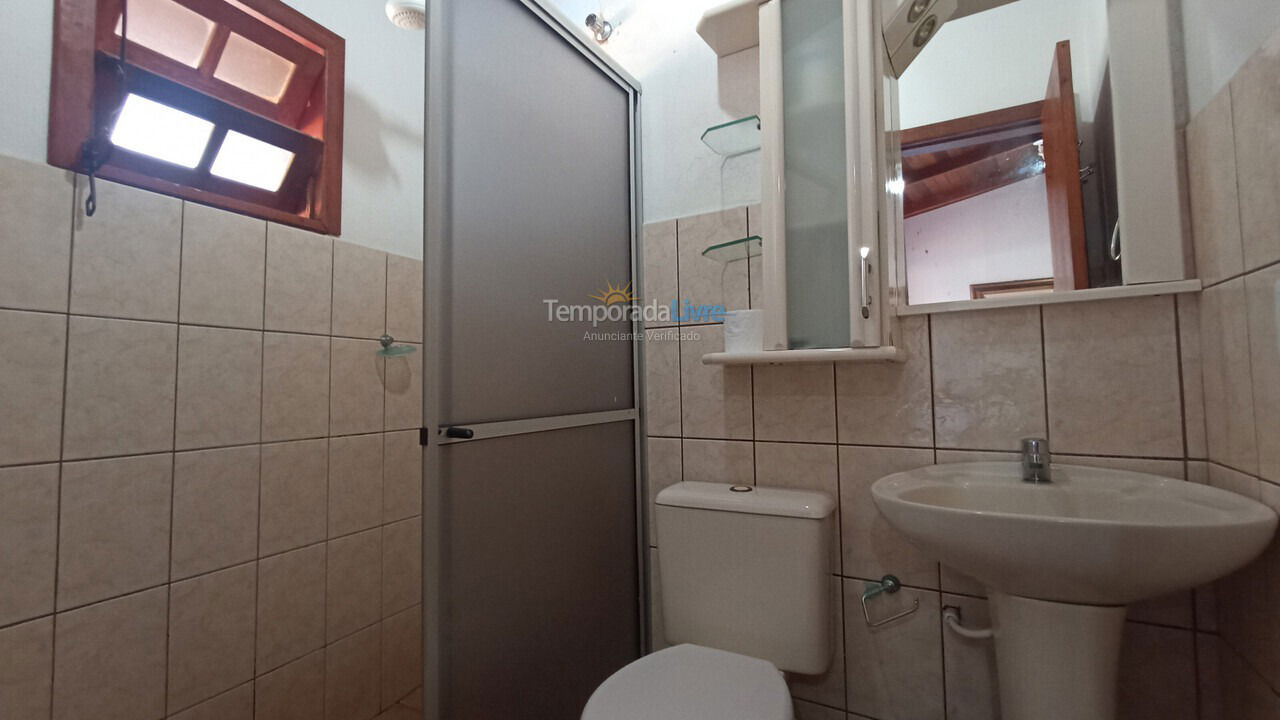 Casa para aluguel de temporada em Florianopolis (Praia dos Ingleses)