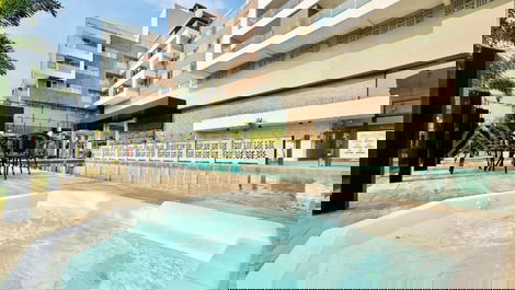 2 BEDROOM APARTMENT WITH COMMUNAL POOL AND JACUZZI