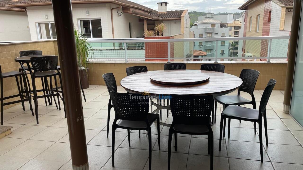 Apartment for vacation rental in Ubatuba (Praia Grande)