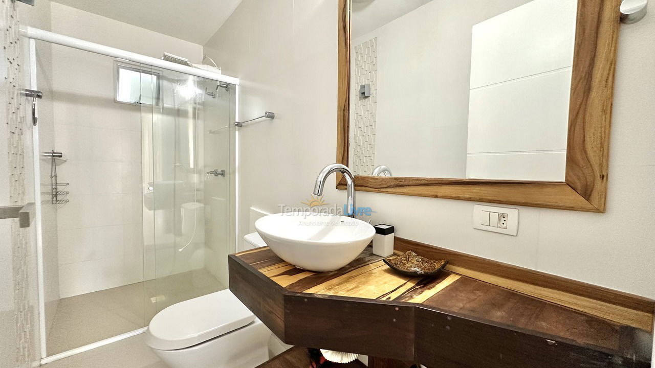 Apartment for vacation rental in Bombinhas (Mariscal)