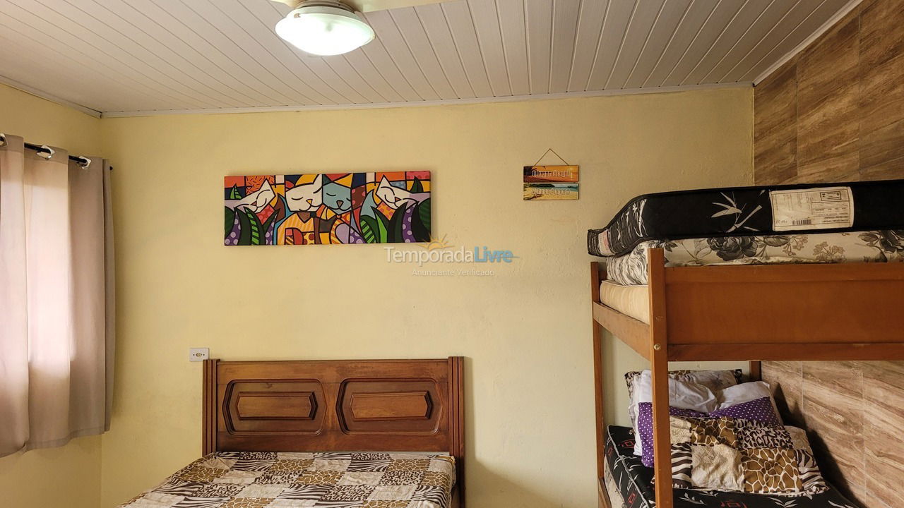 Casa para alquiler de vacaciones em Praia Grande (Vila Mirim)